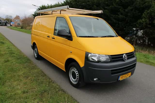 Volkswagen Transporter (2013) thumbnail 4