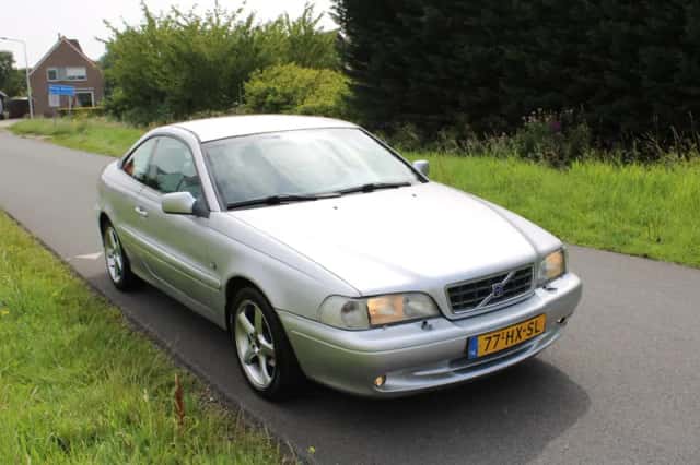 Volvo C70 (2002) thumbnail 6