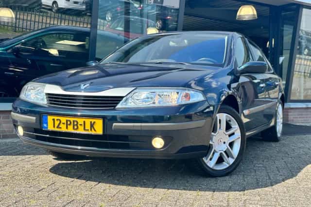 Renault Laguna (2004) thumbnail 2