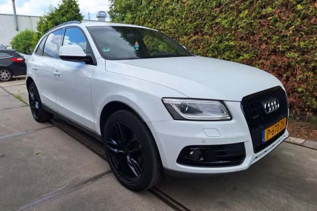 Audi Q5 (2015) thumbnail 3