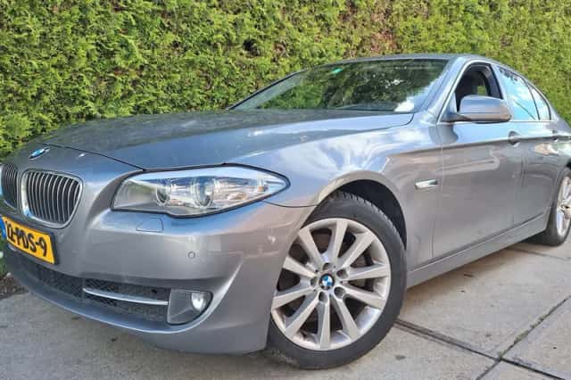 BMW 5-Serie (2011) thumbnail 1