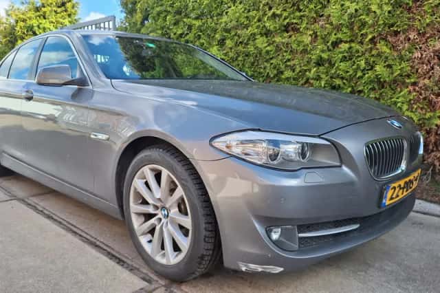 BMW 5-Serie (2011) thumbnail 3