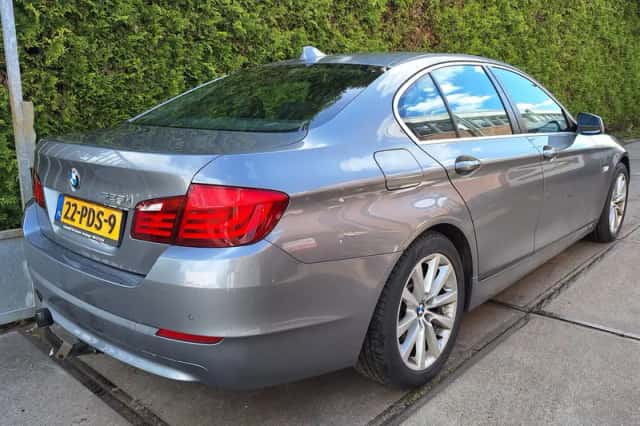 BMW 5-Serie (2011) thumbnail 4