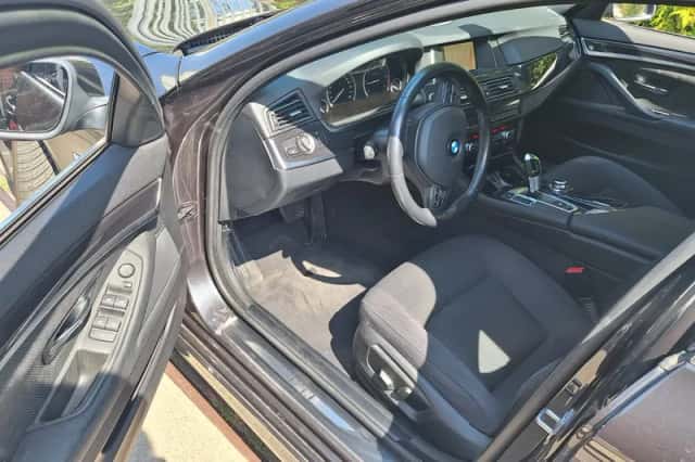 BMW 5-Serie (2015) thumbnail 5