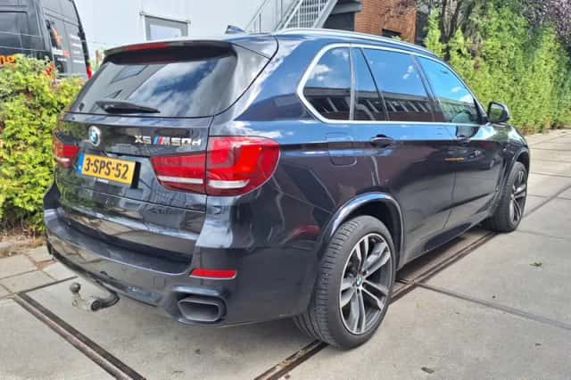BMW X5 (2013) thumbnail 4