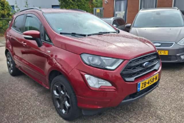 Ford EcoSport (2018) thumbnail 3