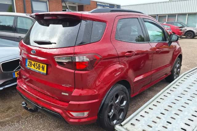 Ford EcoSport (2018) thumbnail 4