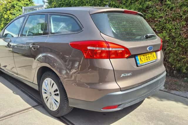 Ford Focus (2018) thumbnail 4