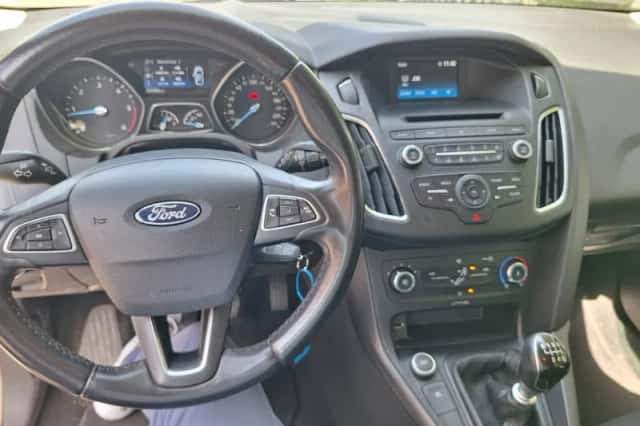 Ford Focus (2018) thumbnail 6