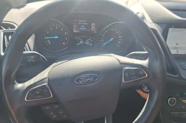 Ford Kuga (2018) thumbnail 6