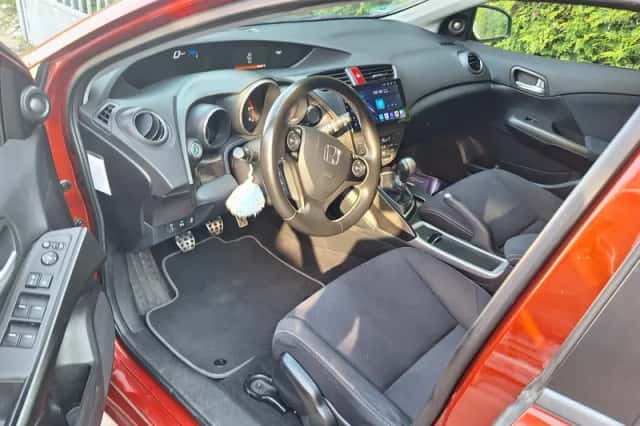Honda Civic (2014) thumbnail 5
