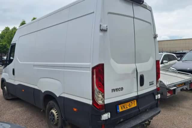 Iveco Daily (2020) thumbnail 2