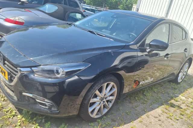 Mazda 3 (2019) thumbnail 1