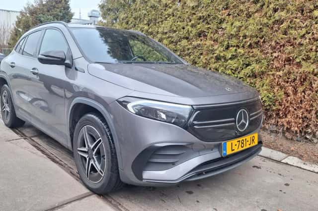 Mercedes-Benz EQA (2021) thumbnail 3