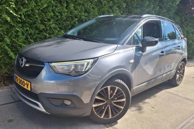 Opel Crossland X (2017) thumbnail 1