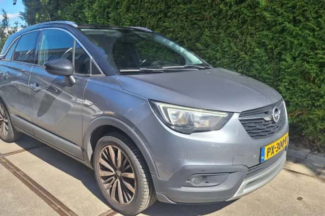 Opel Crossland X (2017) thumbnail 3