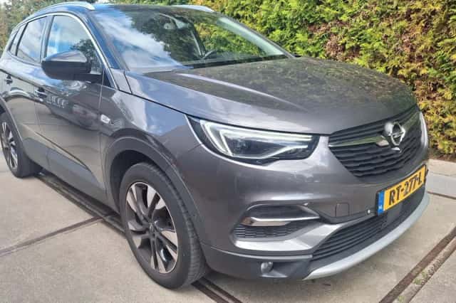 Opel Grandland X (2018) thumbnail 4