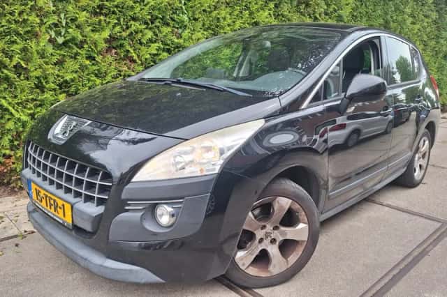 Peugeot 3008 (2012) thumbnail 1