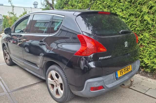 Peugeot 3008 (2012) thumbnail 4