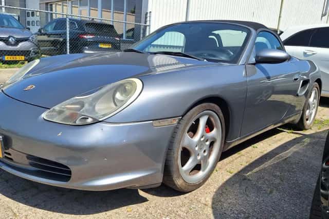 Porsche Boxster (2001) thumbnail 1