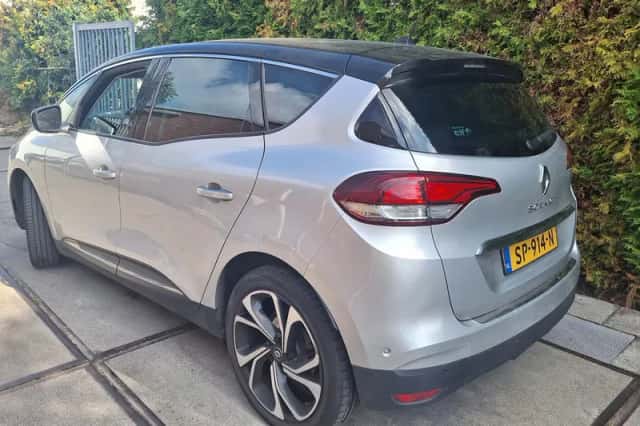 Renault Grand Scénic (2018) thumbnail 2