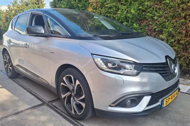 Renault Grand Scénic (2018) thumbnail 3
