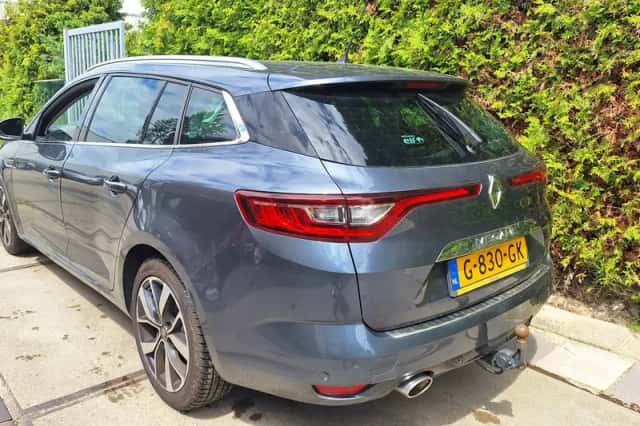 Renault Mégane (2019) thumbnail 2