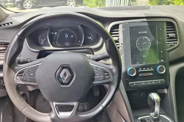 Renault Mégane (2019) thumbnail 6