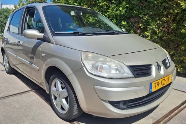Renault Scénic (2007) thumbnail 3