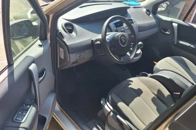 Renault Scénic (2007) thumbnail 5