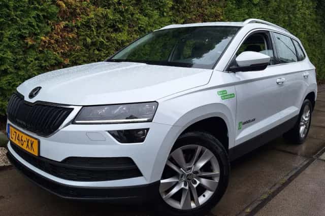 Škoda Karoq (2021) thumbnail 1