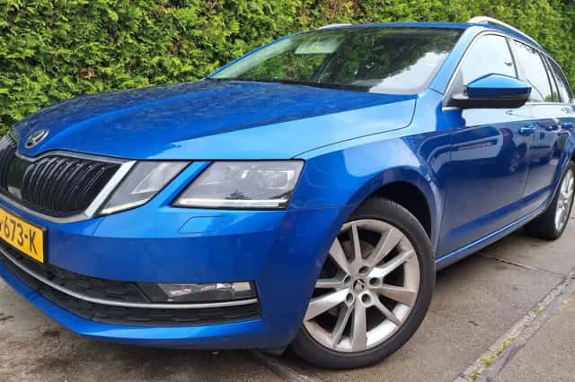 Škoda Octavia (2018) thumbnail 1