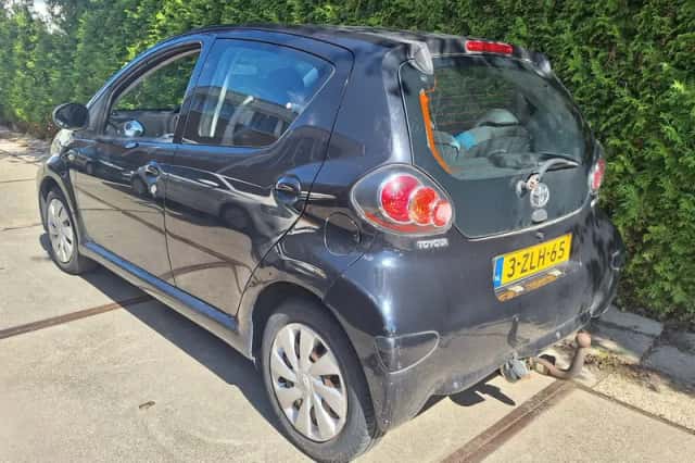 Toyota Aygo (2012) thumbnail 4
