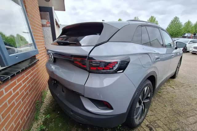 Volkswagen ID.4 (2021) thumbnail 4