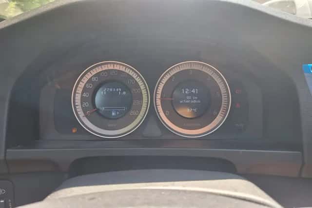 Volvo V60 (2011) thumbnail 6