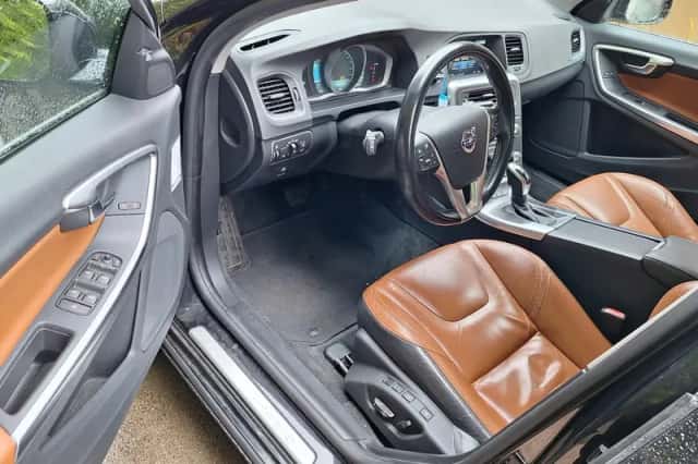 Volvo V60 (2013) thumbnail 5