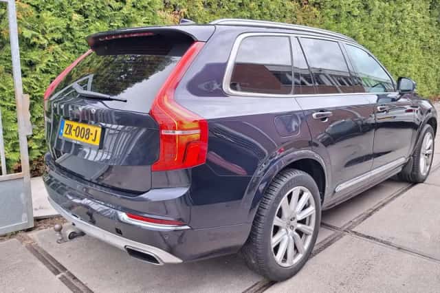 Volvo XC90 (2016) thumbnail 4