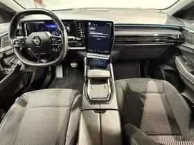 Renault Espace (2024) thumbnail 3