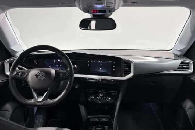 Opel Mokka-e (2022) thumbnail 3