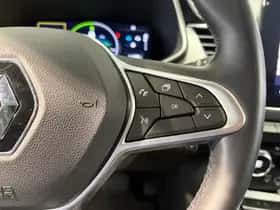 Renault Arkana (2023) thumbnail 19