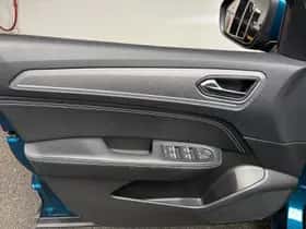 Renault Arkana (2023) thumbnail 28