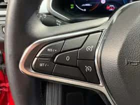 Renault Captur (2022) thumbnail 17