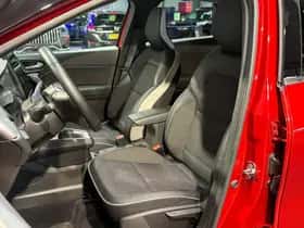 Renault Captur (2022) thumbnail 5