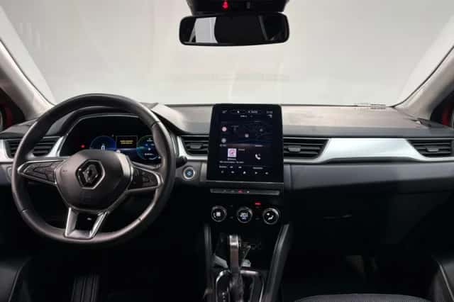 Renault Captur (2022) thumbnail 3