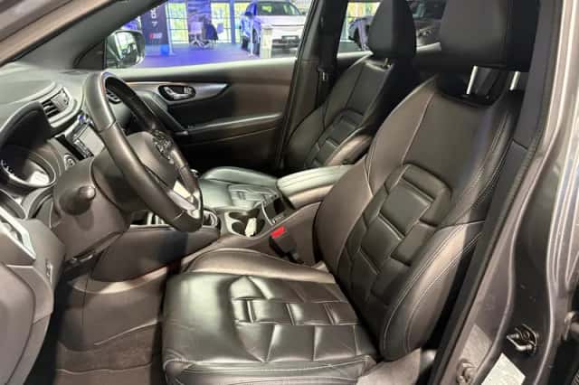 Nissan Qashqai (2019) thumbnail 5