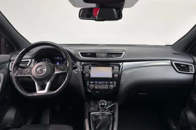 Nissan Qashqai (2019) thumbnail 3