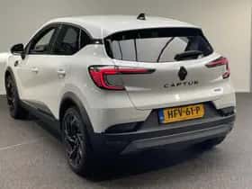 Renault Captur (2025) thumbnail 6