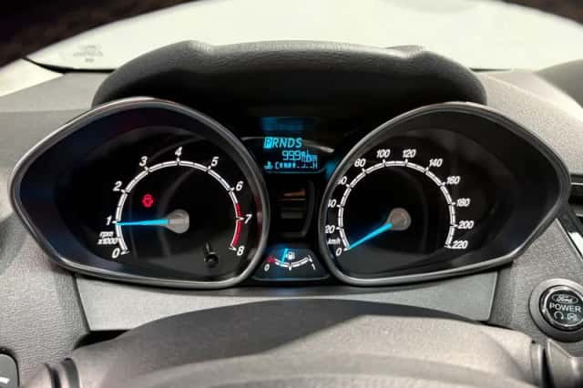 Ford Fiesta (2017) thumbnail 4
