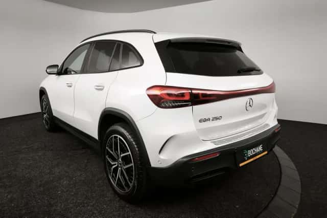 Mercedes-Benz EQA (2023) thumbnail 6