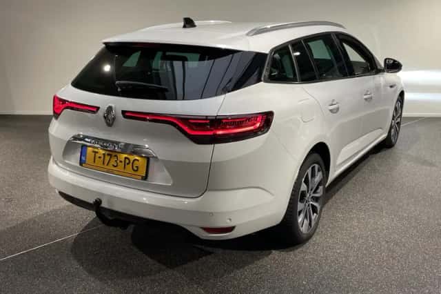 Renault Mégane (2023) thumbnail 2